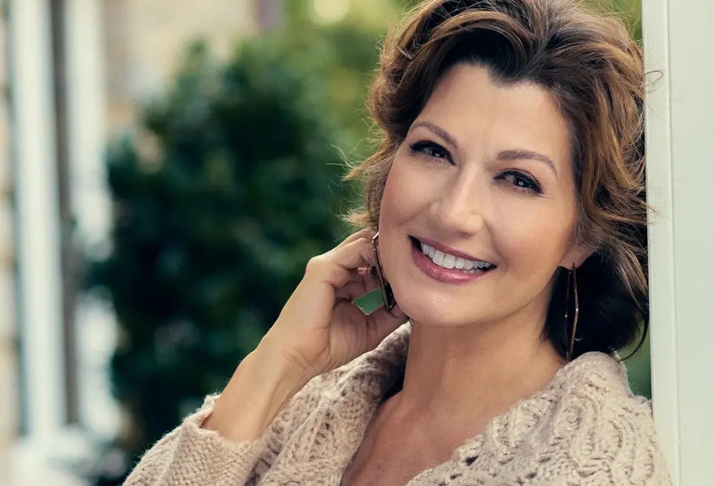 Photo of singer-songwriter, Amy Grant.